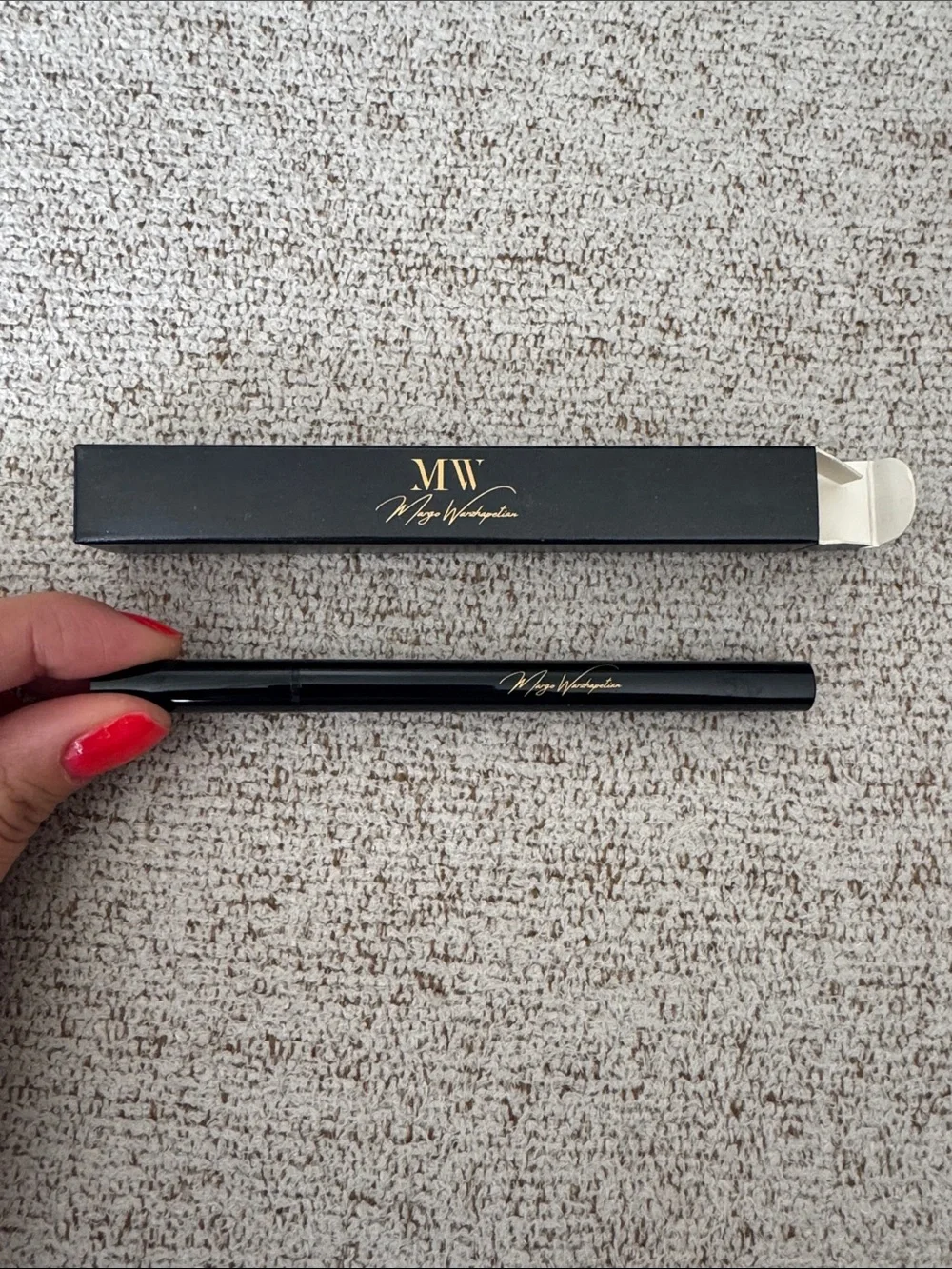 Waterproof Eyeliner Pencil - Neon Pink